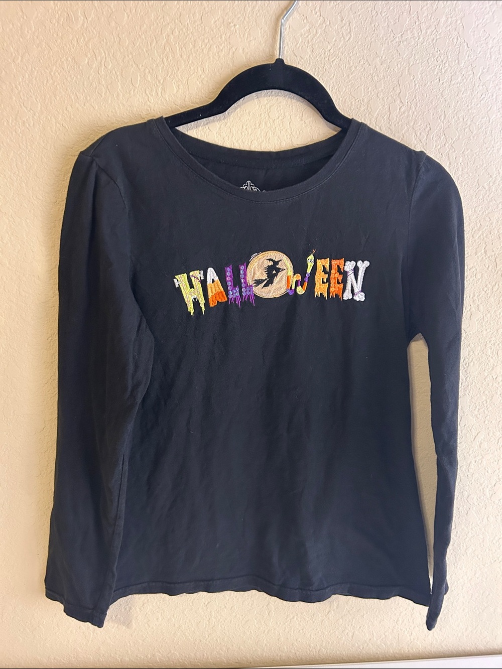 Halloween Graphic Long-Sleeve Women’s Top - Black Size S/CH (4-6)